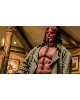 "David Harbour" Culpa a los fans del fracaso de (Hellboy). 