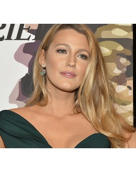 "Blake Lively" Protagonizará (Dark Days at the Magna Carta). 