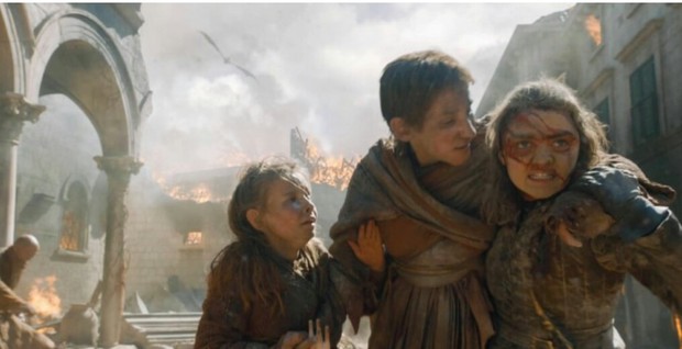 (Juego de Tronos) El Director "Miguel Sapochnik" Está Orgulloso de como trató el Giro de "Daenerys".