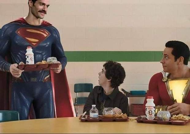El Director de (Shazam) Arregla a su modo el cameo de "Henry Cavill" en la Película. 