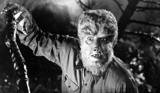 Universal sigue adelante con su (Hombre Lobo). 