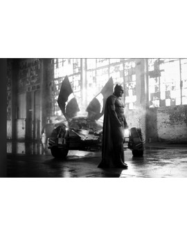 Nueva foto de (Batman) del "Snyder Cut". 
