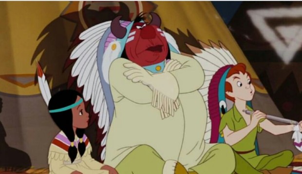 Disney+ incluye avisos sobre descripciones negativas y estereotipos al inicio de sus películas. 