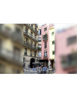 "Mark Wahlberg y Tom Holland" en Barcelona en el Rodaje de (Uncharter: Drake's Fortune). 