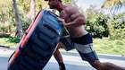 Imagen-brutal-entrenamiento-de-chris-hemsworth-para-thor-love-and-thunder-c_s