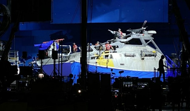 "James Cameron" Presume de Barco en el Set de Rodaje de (Avatar 2). 