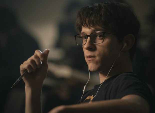 Trailer de (Cherry) con "Tom Holland" de los Hermanos Russo para atracar bancos. 