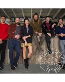 (La Liga de la Justicia) de Zack Snyder está Dividida en Seis Capítulos. 
