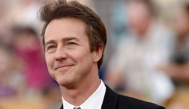 "Edward Norton" Se une al Reparto de (Puñales por la Espalda 2). 
