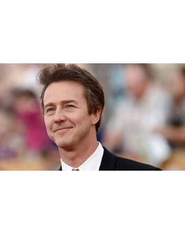 "Edward Norton" Se une al Reparto de (Puñales por la Espalda 2). 