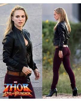 Imágenes de "Natalie Portman" en (Thor - Love and Thunder). 