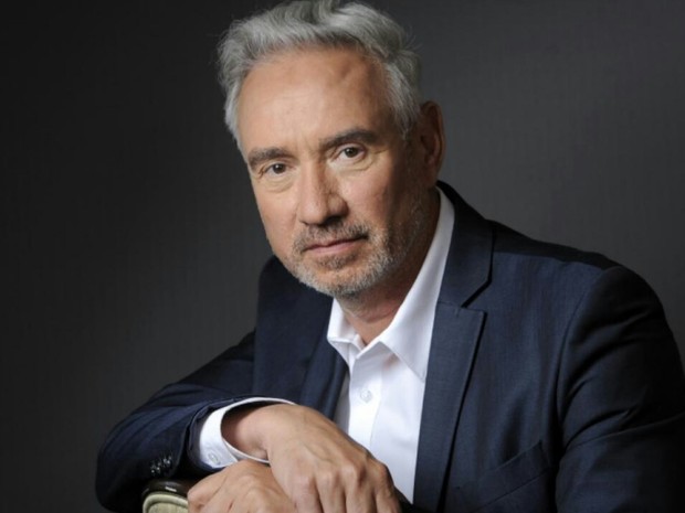 "Roland Emmerich" Estrenará en Febrero la Superproducción de Catástrofes (Moonfall). 
