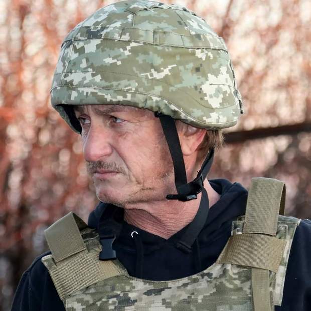 "Sean Penn" está grabando un documental en Ucrania sobre la invasión rusa.
