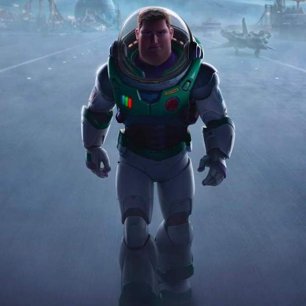  Variety:. LIGHTYEAR habrá una escena de un beso entre dos personajes del mismo sexo