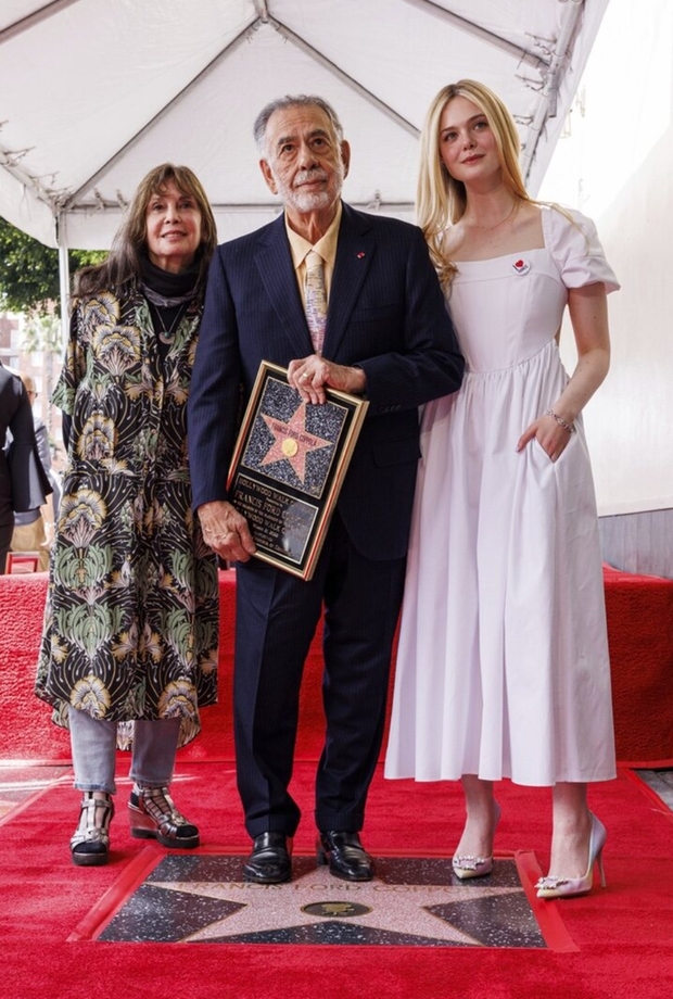 "Francis Ford Coppola" Recibe su Estrella en el Paseo de la Fama. "Mas vale tarde que nunca".