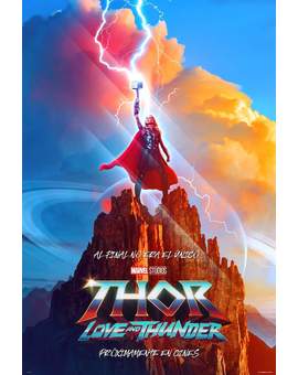Póster "Thor: Love and Thunder" con 'Natalie Portman'.