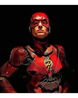 "Ezra Miller" Despedido.