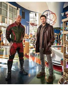 Imagen de la nueva película navideña (Red One) con "Chris Evans y Dwayne Johnson".