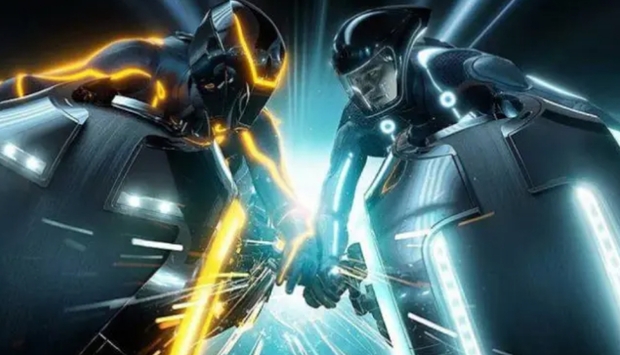 (Tron: Ares). El director de la secuela confirma frustrado que la huelga ha parado el rodaje.