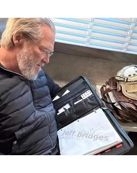 Jeff Bridges preparándose para (Tron: Ares). La Tercera entrega de la franquicia.