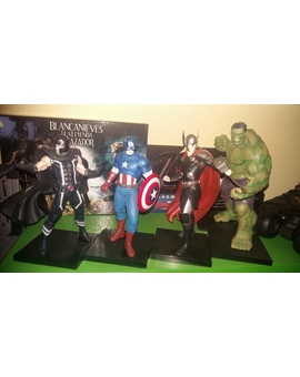 Figuras de KOTOBUKIYA...todas juntitas