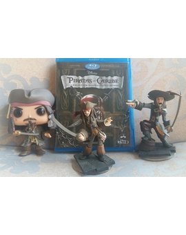 Combo de Piratas del Caribe + Figuras