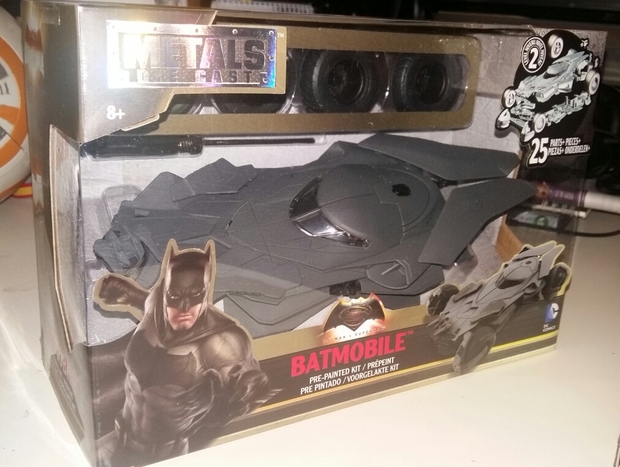 Mas compritas de hoy en Fnac ( Batmobile de Batman & Superman ) 1/2