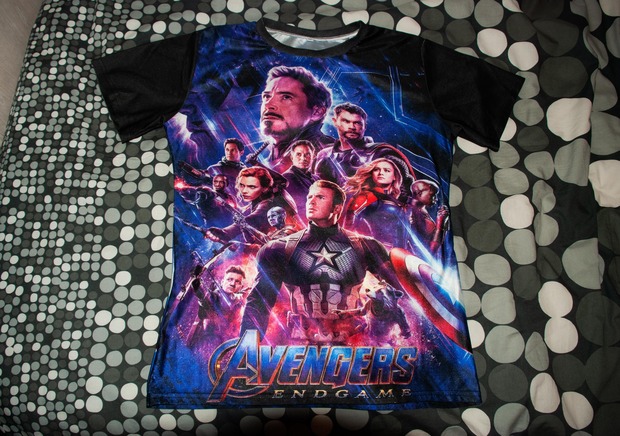 Vengadores: Endgame - La camiseta que llevé al preestreno.