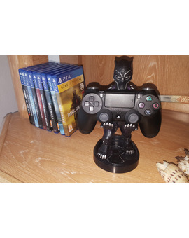 Mi compra en Game: soporte Black Panther para mandos y móviles. Gracias a DjPanther21.