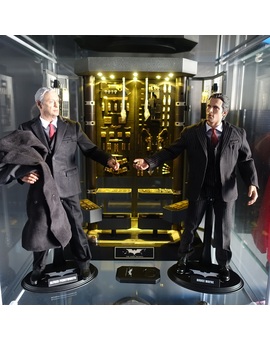 batmanUnboxing Hot toys Armory completa