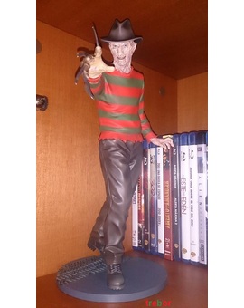 Freddy Krueger Pesadilla en Elm Street 4 Artfx Kotobukiya (28 cm)