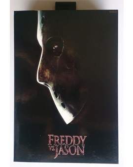 Figura Ultimate Jason Voorhees Neca (Caja con Ventana)