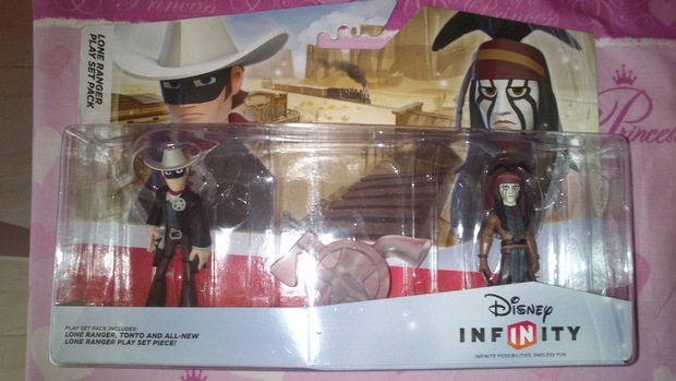 Acabados de recibir, dos mas para mi colección.