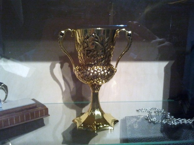 Copa helga hufflepuff ( harry potter y las reliquias de la muerte parte 2 )