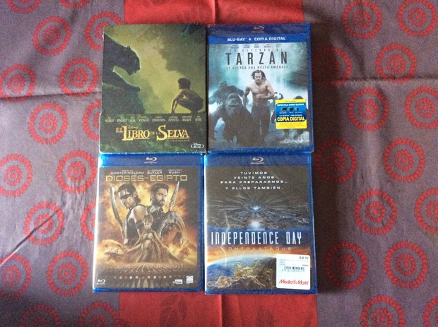 Sumando novedades a mi colección de cine. 