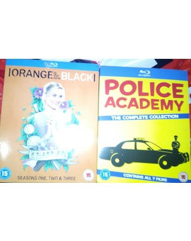 Otro pedido de zavvi (Orange is the New Black y Police Academy)