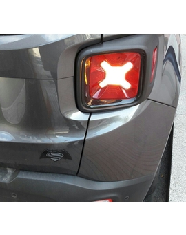 El Jeep Renegade de Bruce Wayne, de una amiga, a veces la odio...