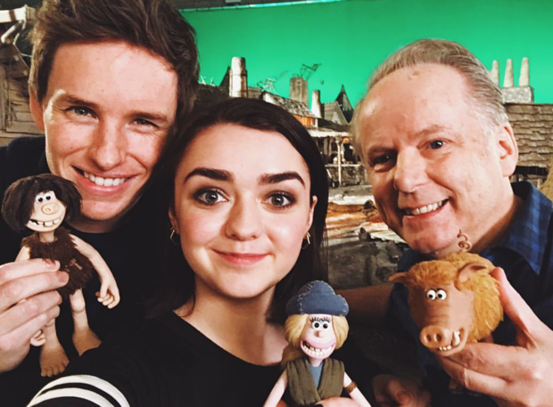 Nueva foto de familia de Early Man de Aardman