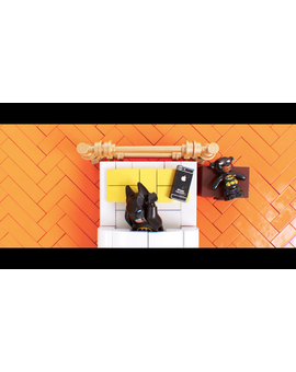 The Lego Batman Movie - Friends are Family 