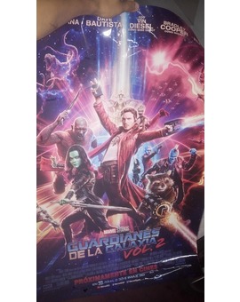 Hoy fui por el al cine 