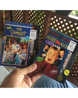 Nuevas ediciones con diseño VHS exclusivas de Walmart 