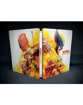 Deadpool & Wolverine Custom Steelbook by @mastersofsteel en Instagram 