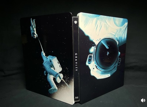 Gravity Custom Steelbook by @mastersofsteel en Instagram