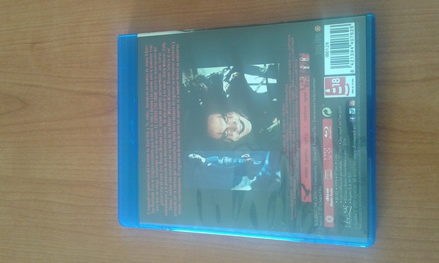 Edición española EL CUERVO (foto 2 de 3)