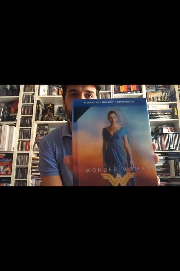 WONDER WOMAN digibook