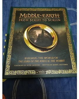 Fotos del libro Middle-Earth From script to screen 