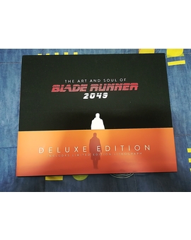 Fotos del libro The art and soul of Blade Runner 2049 Deluxe Edition