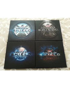 Fotos de los libros de Agents of S.H.I.E.L.D Seasons Declassified 