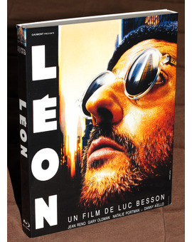 Custom slipcover LEON