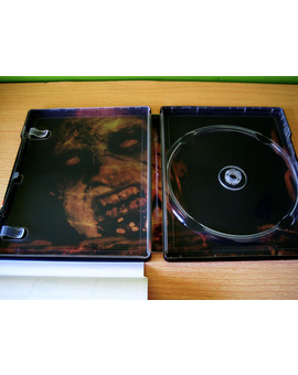The Evil Dead. Blu-ray SteelBook. Interior Sin Disco. 